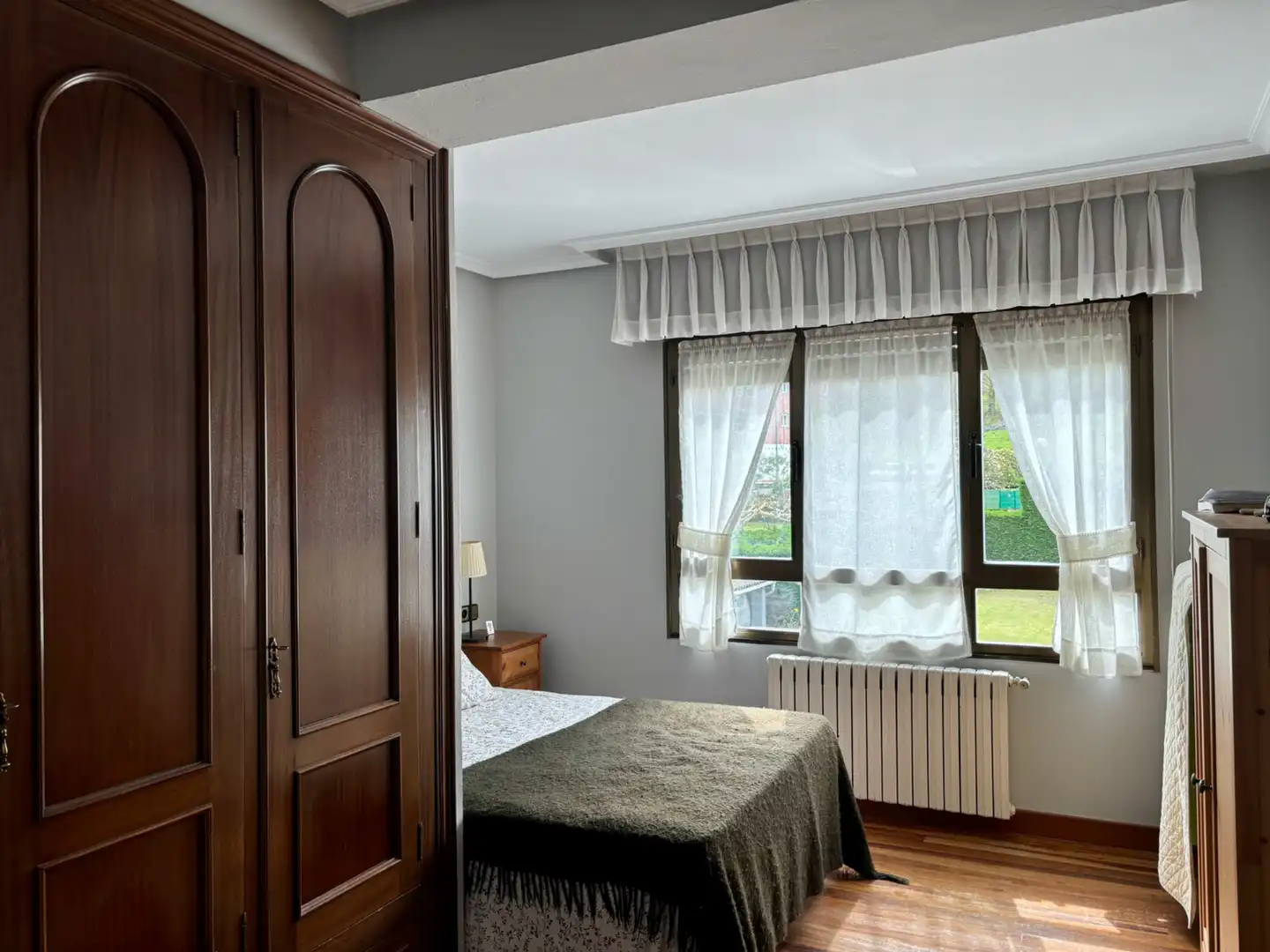 Habitación de Edificio en venta en Piloña
