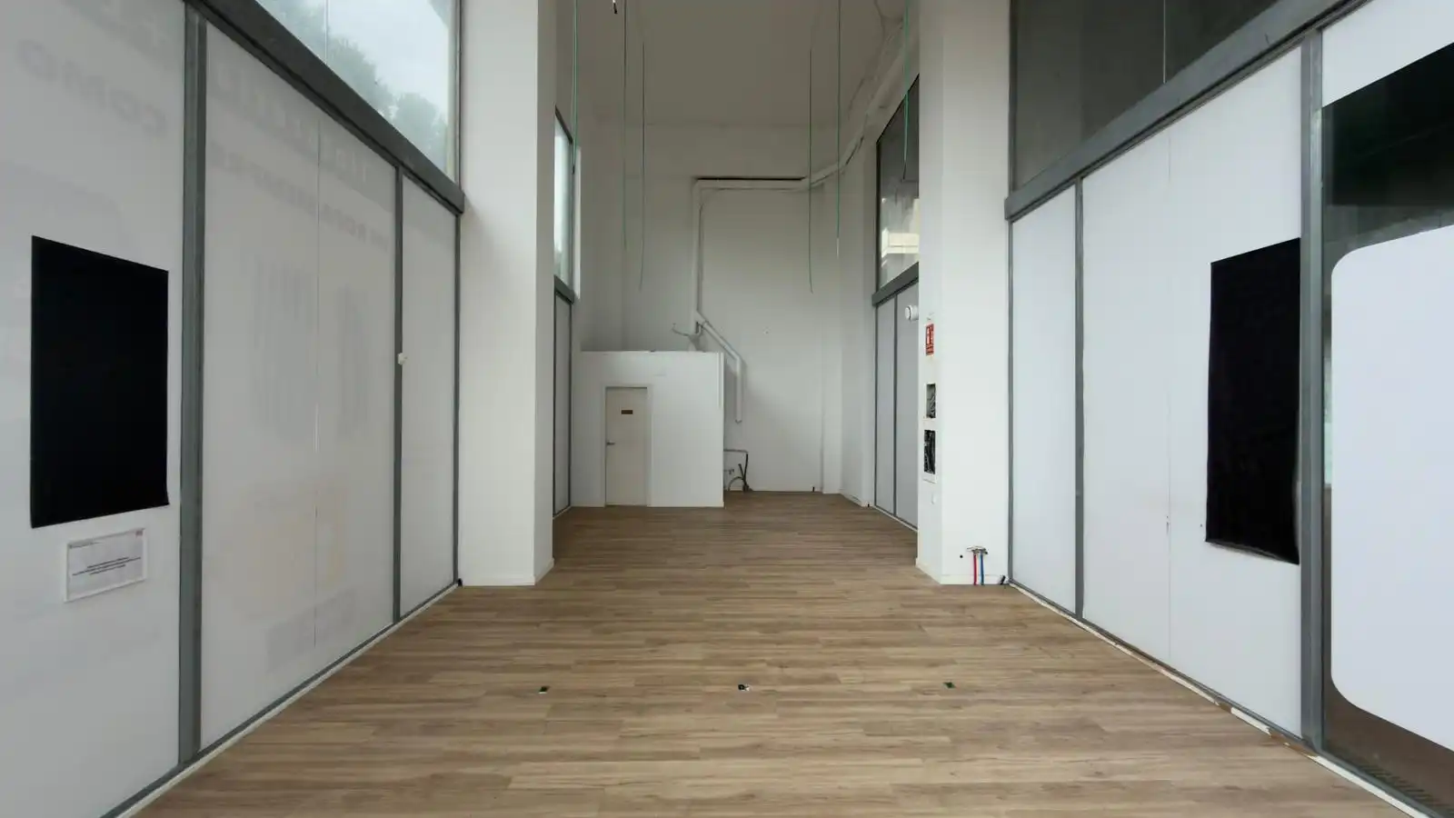 Local comercial en alquiler en Carrer Ernest Lluch 9, imagen 4