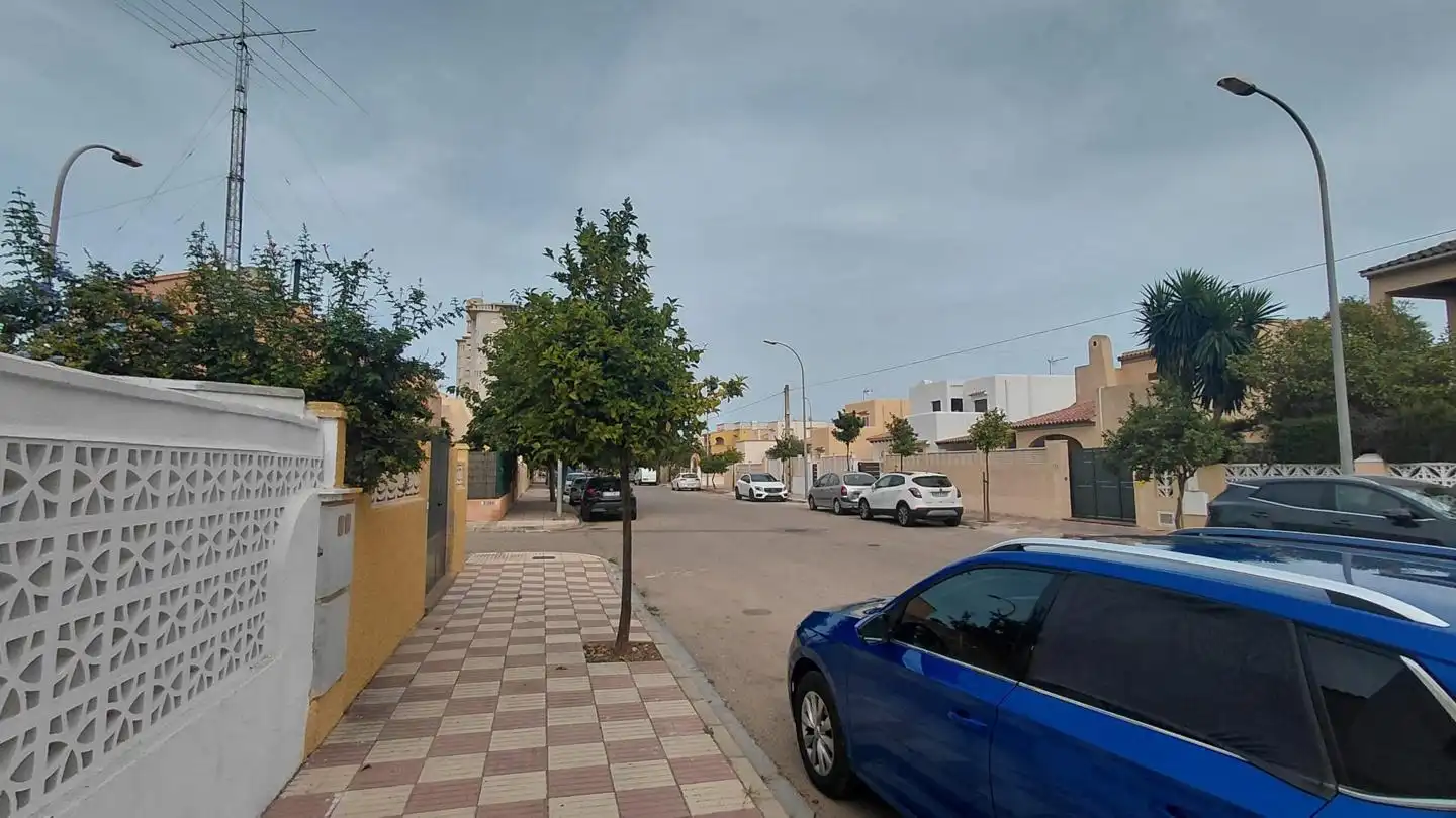 Vista exterior de Casa o chalet en venta en Tavernes de la Valldigna con Calefacción, Terraza y Amueblado