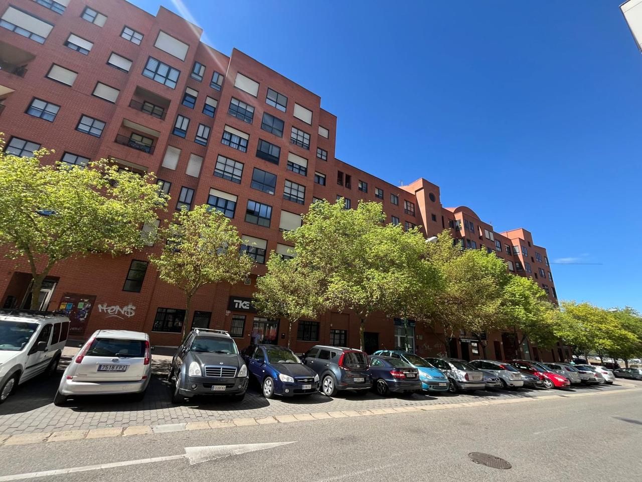 Exterior view of Flat for sale in Burgos Capital  with Heating, Terrace and Storage room