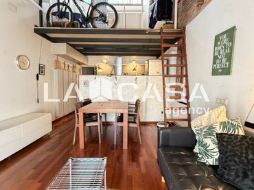 Appartamento con balcone in vendita a Carrer de Saragossa