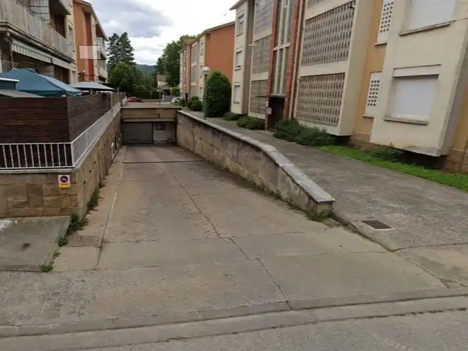 Einzelparkplatz zum Verkauf in Avenida Valencia 7-9