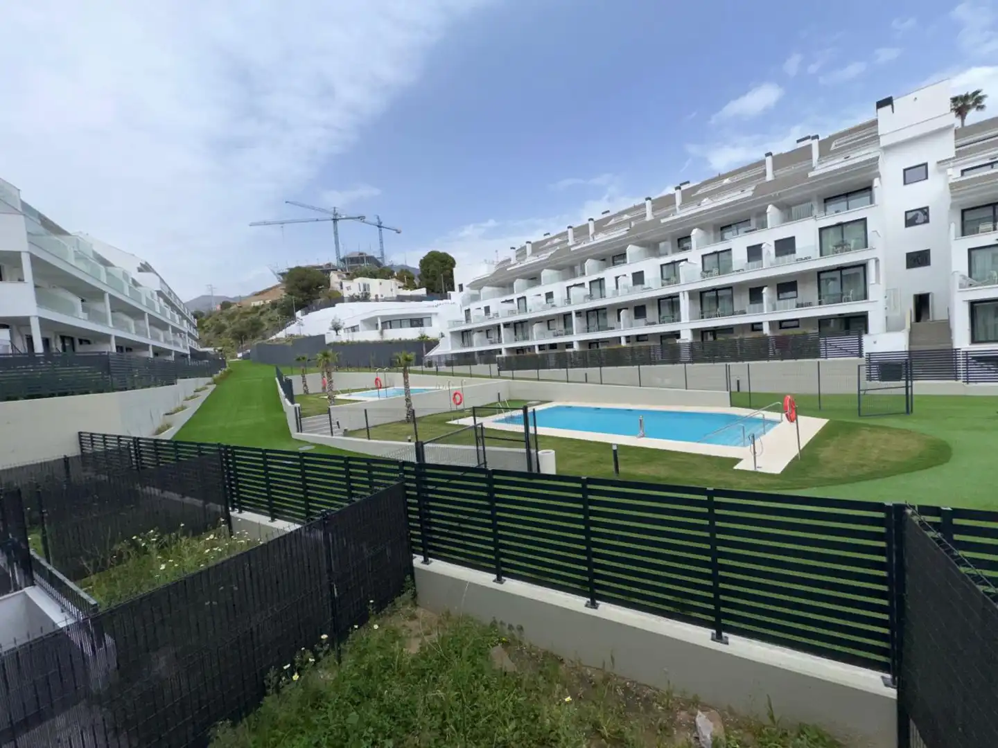 Piscina de Apartamento en venta en Fuengirola con Calefacción, Terraza y Trastero