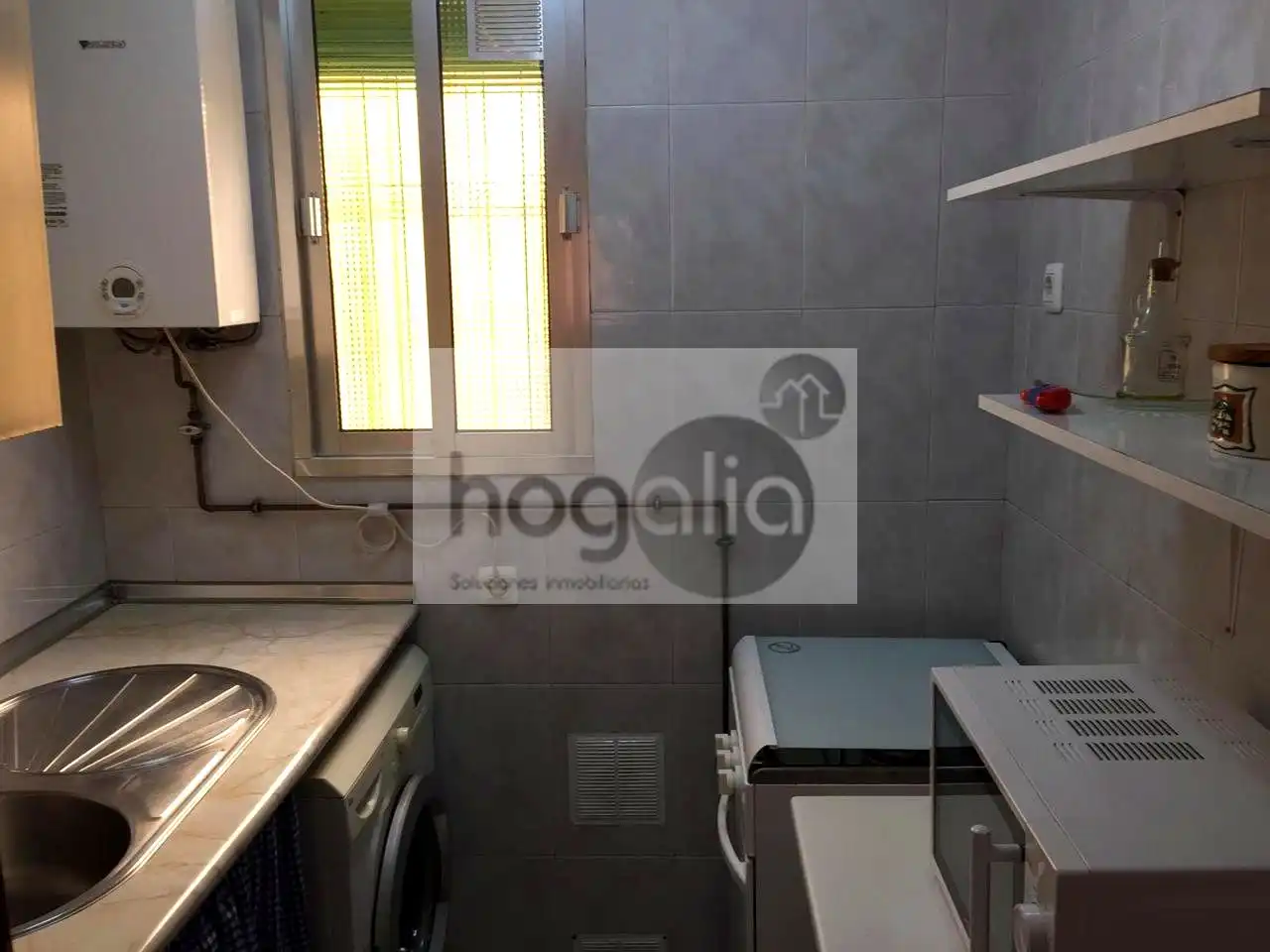 Cocina de Planta baja de alquiler en Sevilla con Amueblado