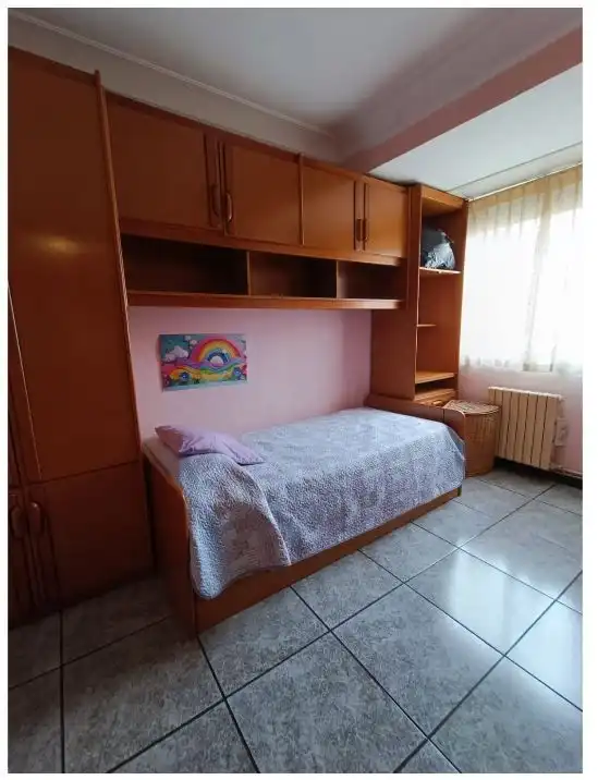 Habitación de Piso en venta en Zaragoza con Calefacción y Amueblado