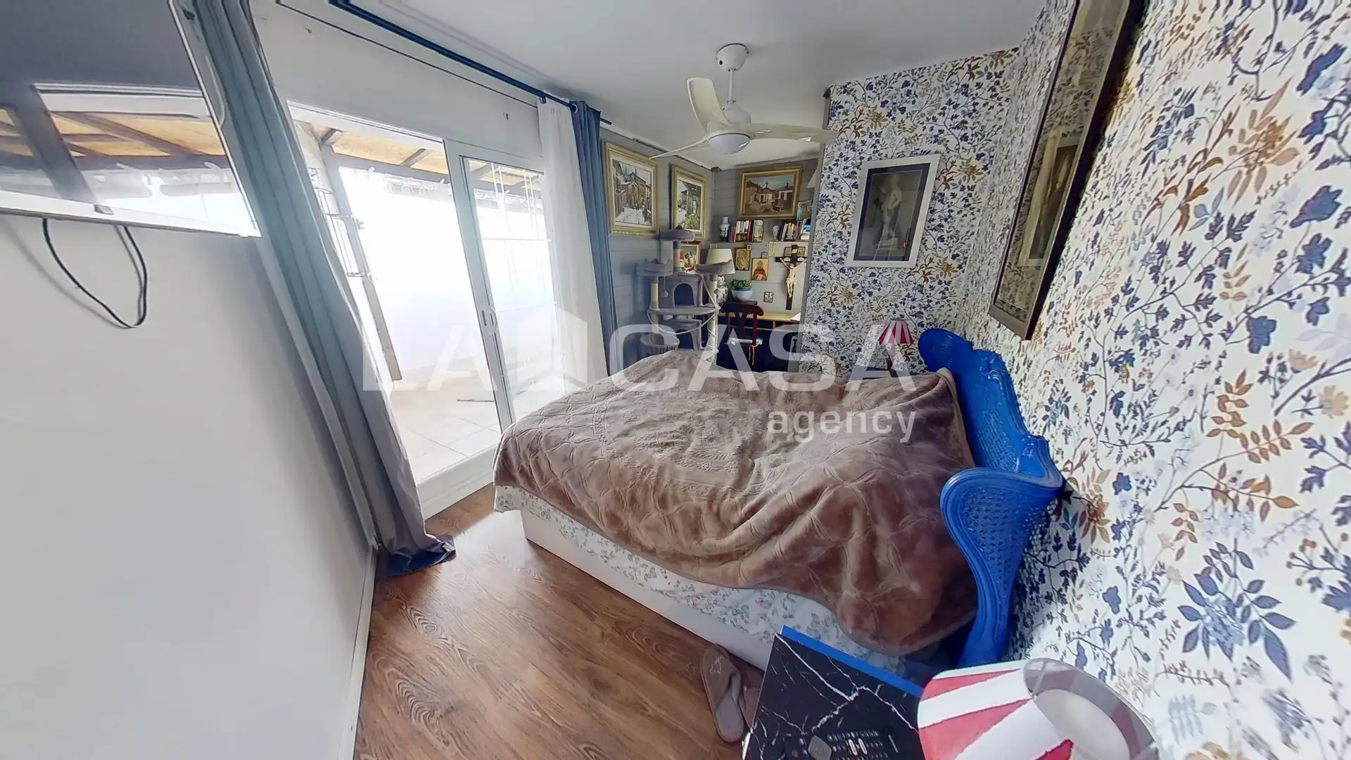 Habitación de Ático en venta en Barcelona con Terraza y Balcón