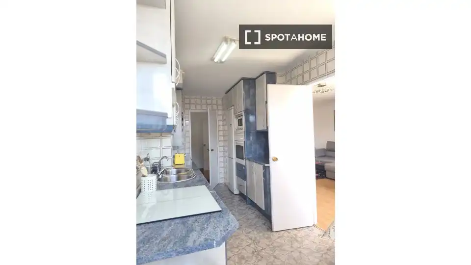 Flat with terrace to rent in Usera, imagen 5