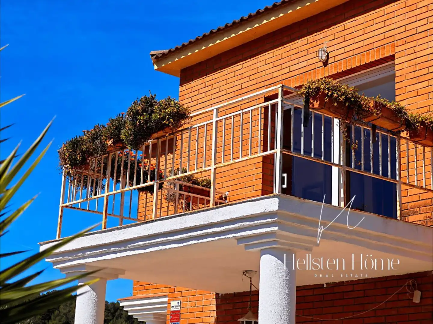 Villa con piscina in vendita a Pallejà, imagen 2