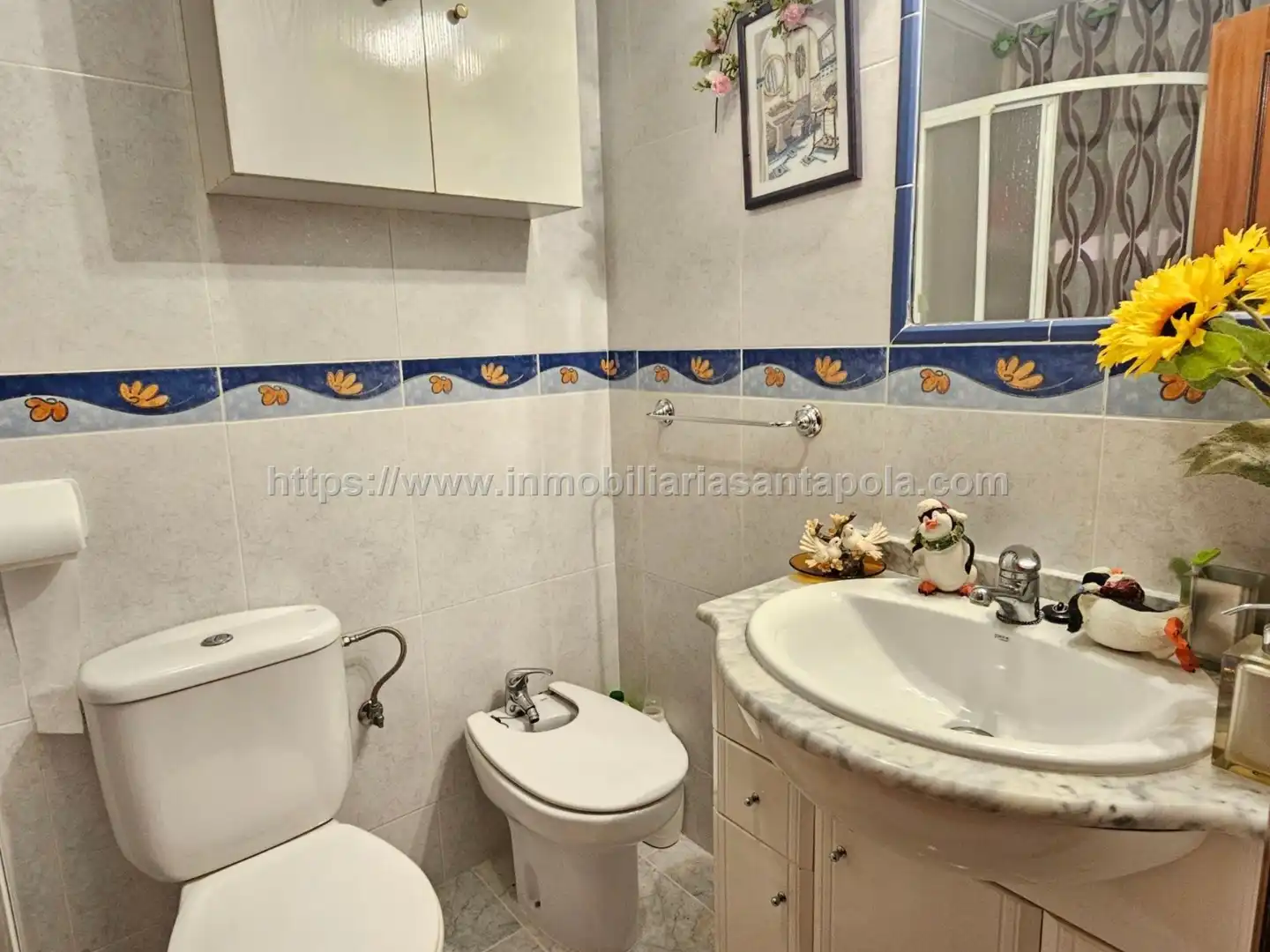 Baño de Estudio en venta en Santa Pola con Terraza, Piscina y Amueblado
