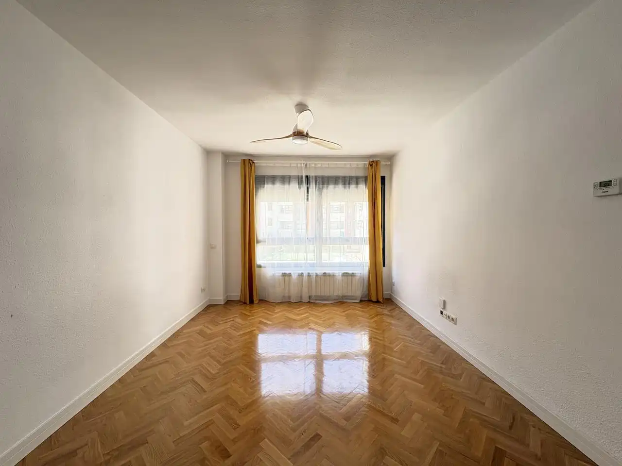 2 hab, 70m² en Sanchinarro, Hortaleza, Madrid - Image 3