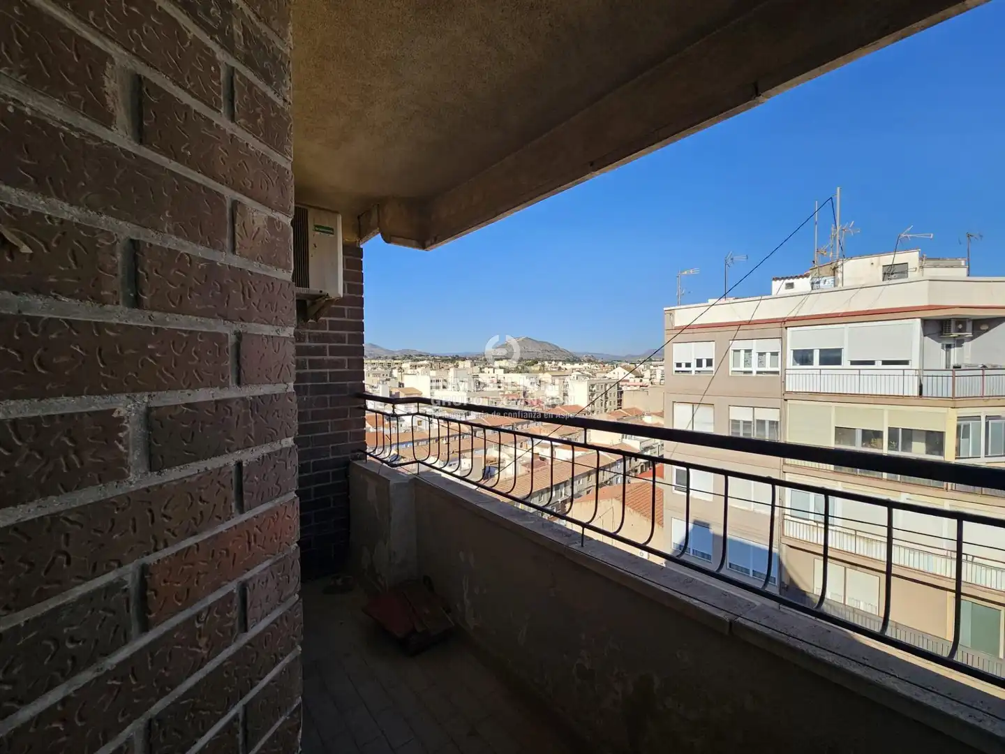 Terraza de Piso en venta en Novelda con Balcón