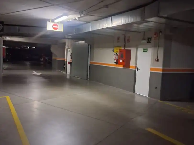 Parking de Garaje de alquiler en Plan Sur - Amistad