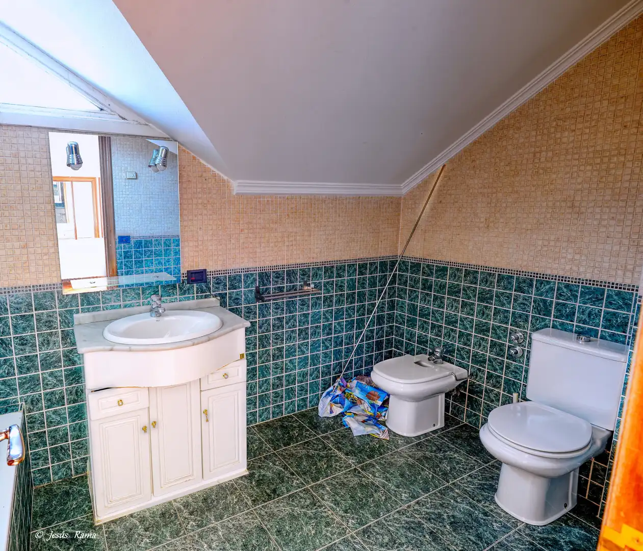 Baño de Casa o chalet en venta en Oleiros con Calefacción, Jardín privado y Parquet