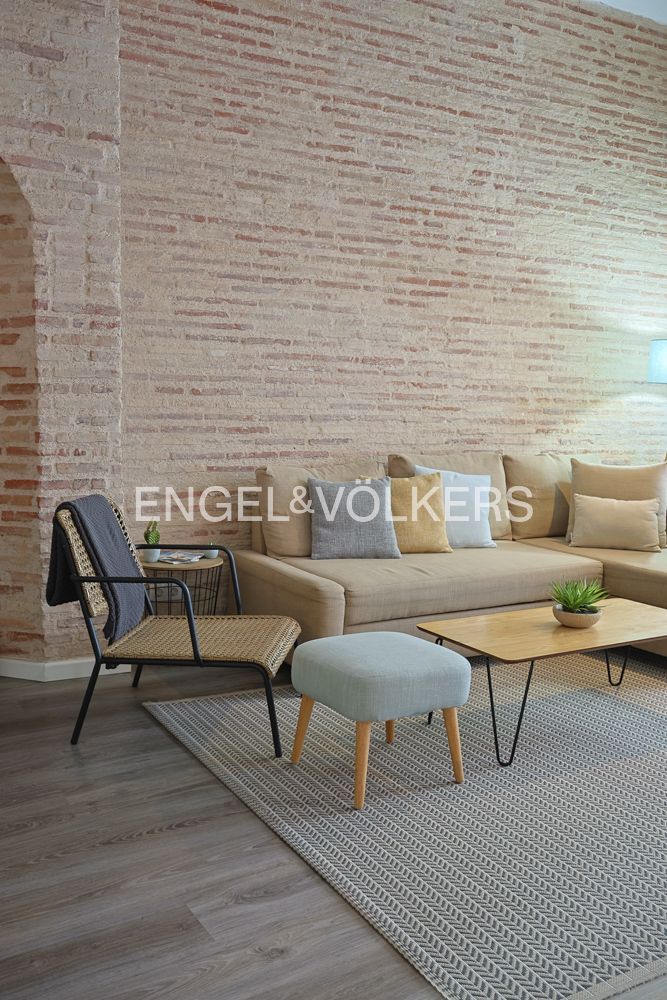 Living room of Apartment for sale in  Valencia Capital  with Air Conditioner, Heating and Balcony