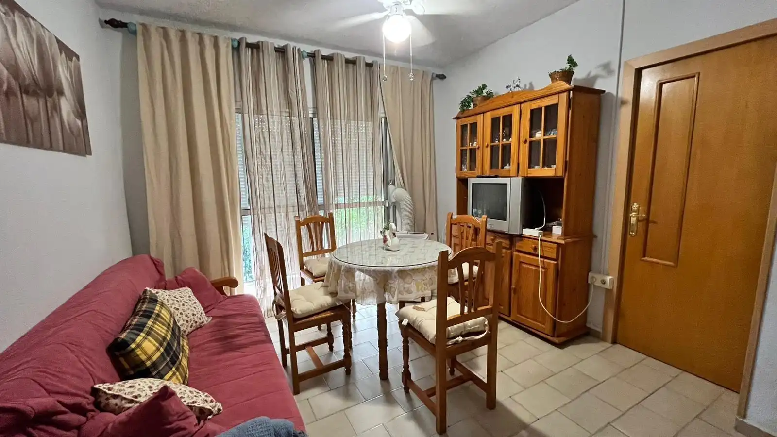 Flat for rent in Calle PEÑALARA, El Plantinar – Avda. La Paz - El Juncal