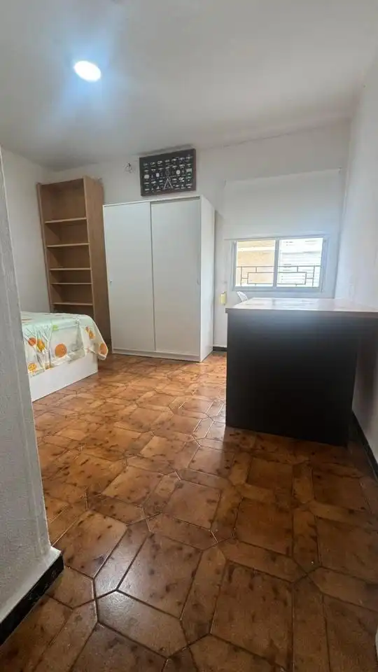Wohnung zur Miete in Calle Azahar, Cruz Roja