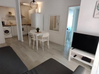 Sala d'estar de Pis en venda en Calella amb Aire condicionat, Calefacció i Balcó