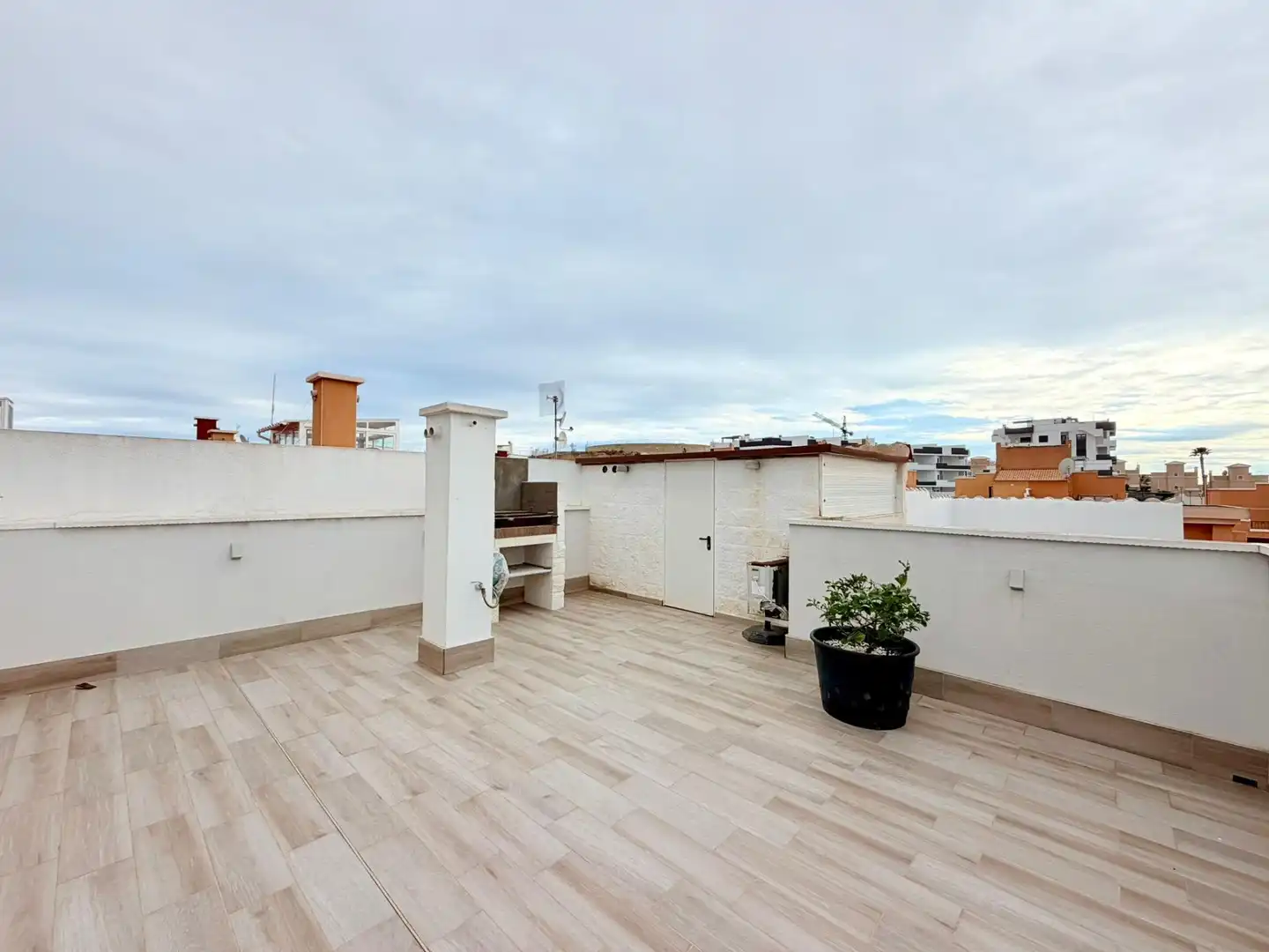 Bungalow amb piscina en venda a Calle de lago de sanabria, imagen 18