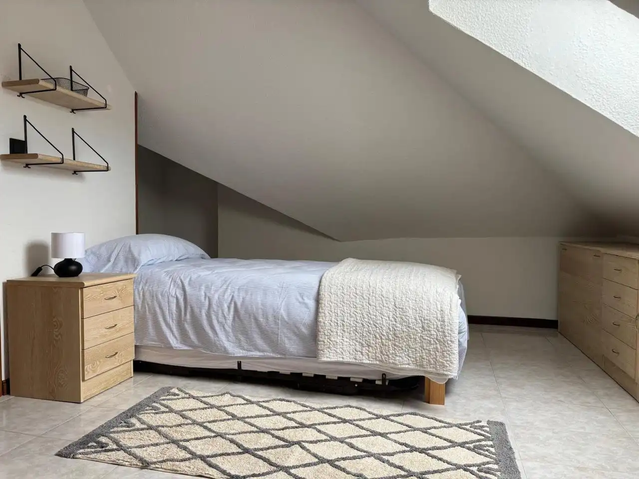 Schlafzimmer von Haus oder Chalet zur Miete in Laredo mit Privatgarten und Terrasse
