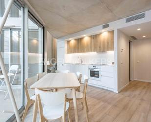 Cuina de Apartament en venda en L'Hospitalet de Llobregat amb Aire condicionat, Calefacció i Terrassa