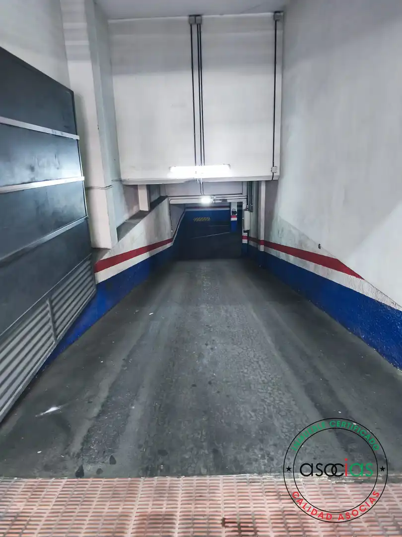 Parkplatz von Garage zum Verkauf in Gijón 
