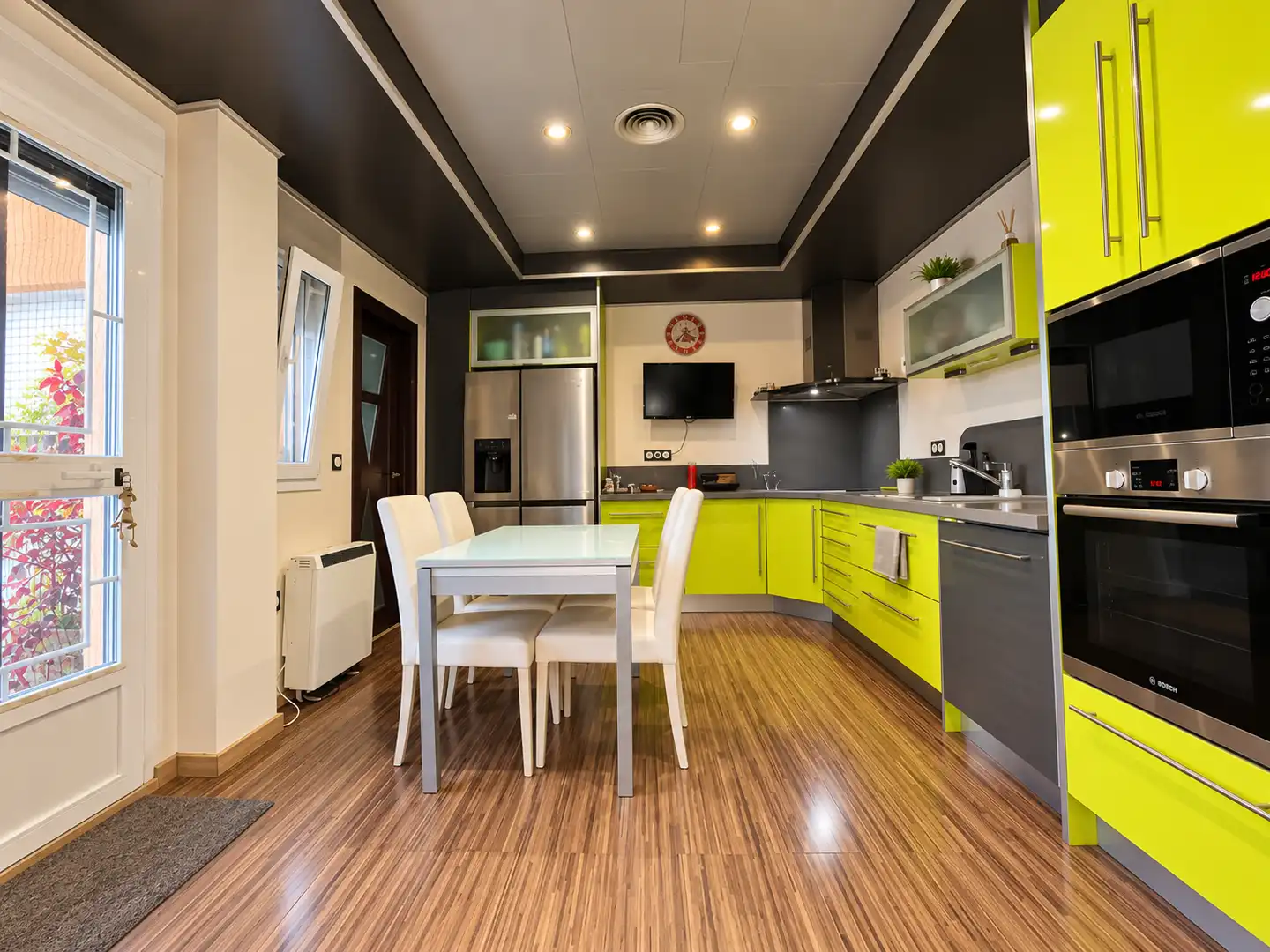 Kitchen of Detached homes for sale in Dúrcal, Granada