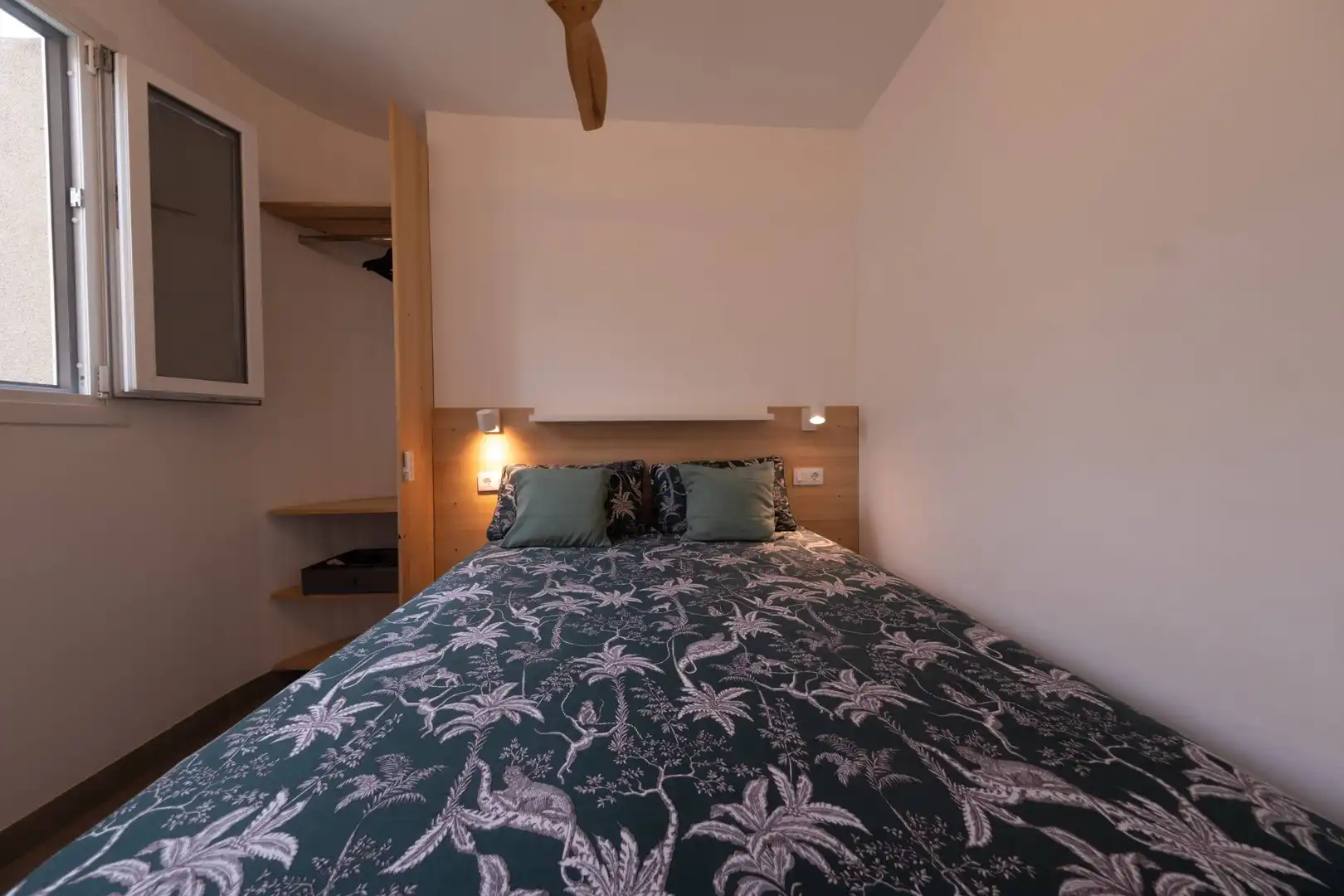 Dormitori de Apartament de lloguer en Las Palmas de Gran Canaria amb Moblat