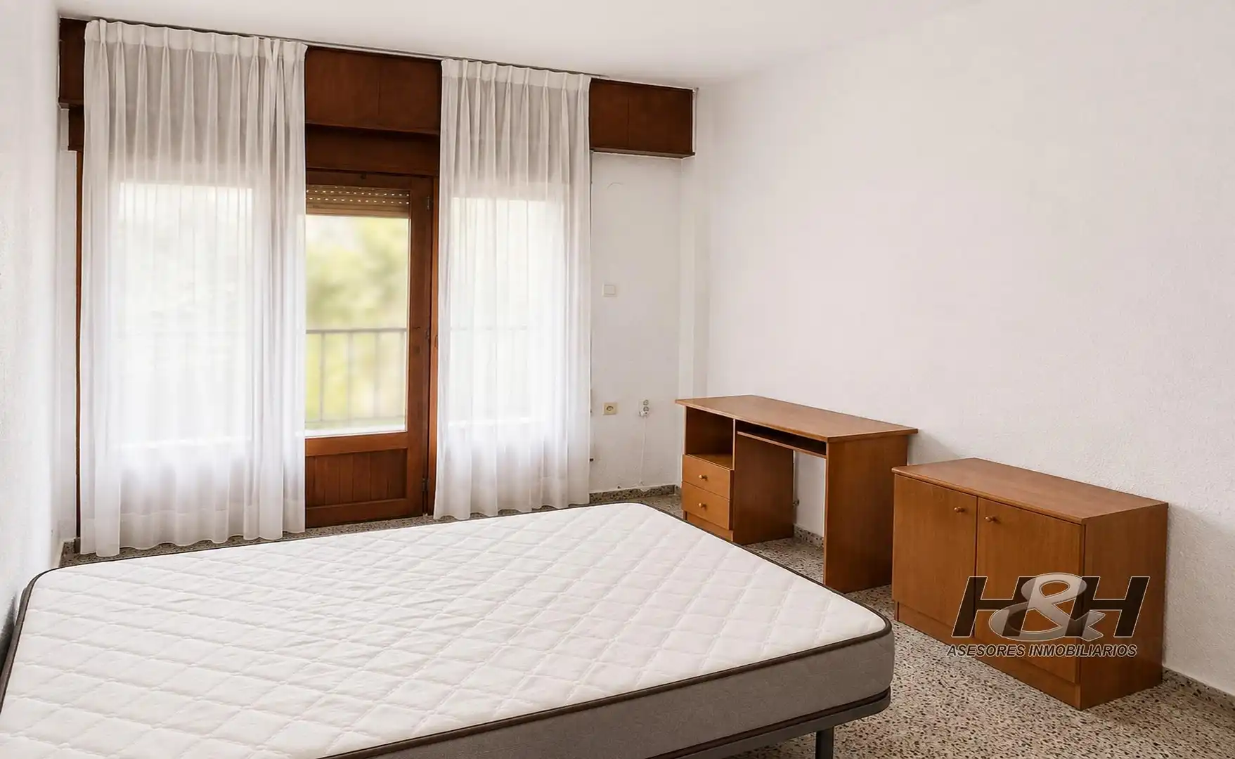 Bedroom of Flat for sale in Burjassot