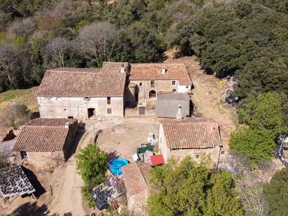 Vista exterior de Finca rústica en venda en Sant Julià del Llor i Bonmatí amb Piscina