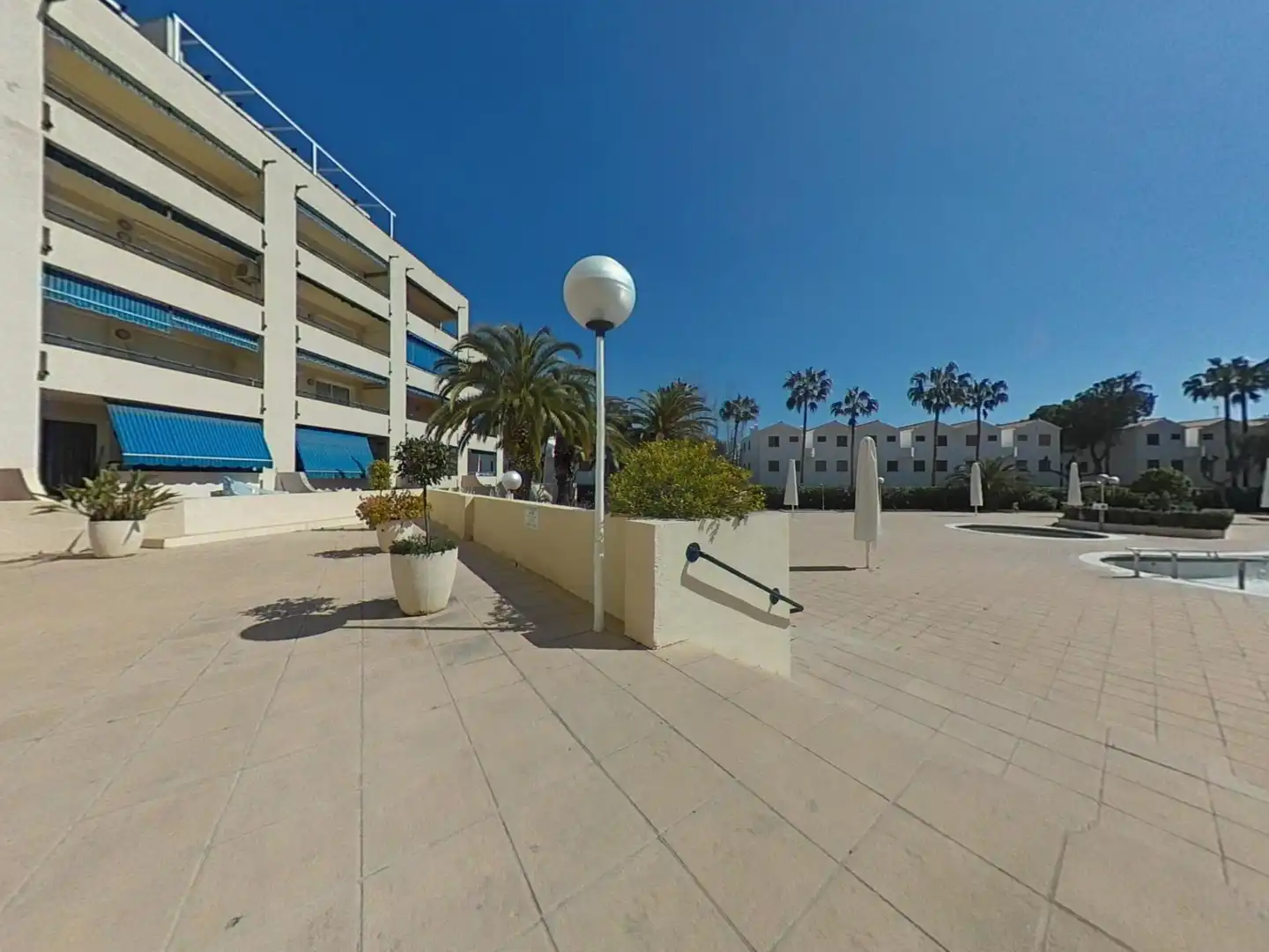 Vista exterior de Apartament en venda en Vila-seca amb Aire condicionat, Jardí privat i Terrassa