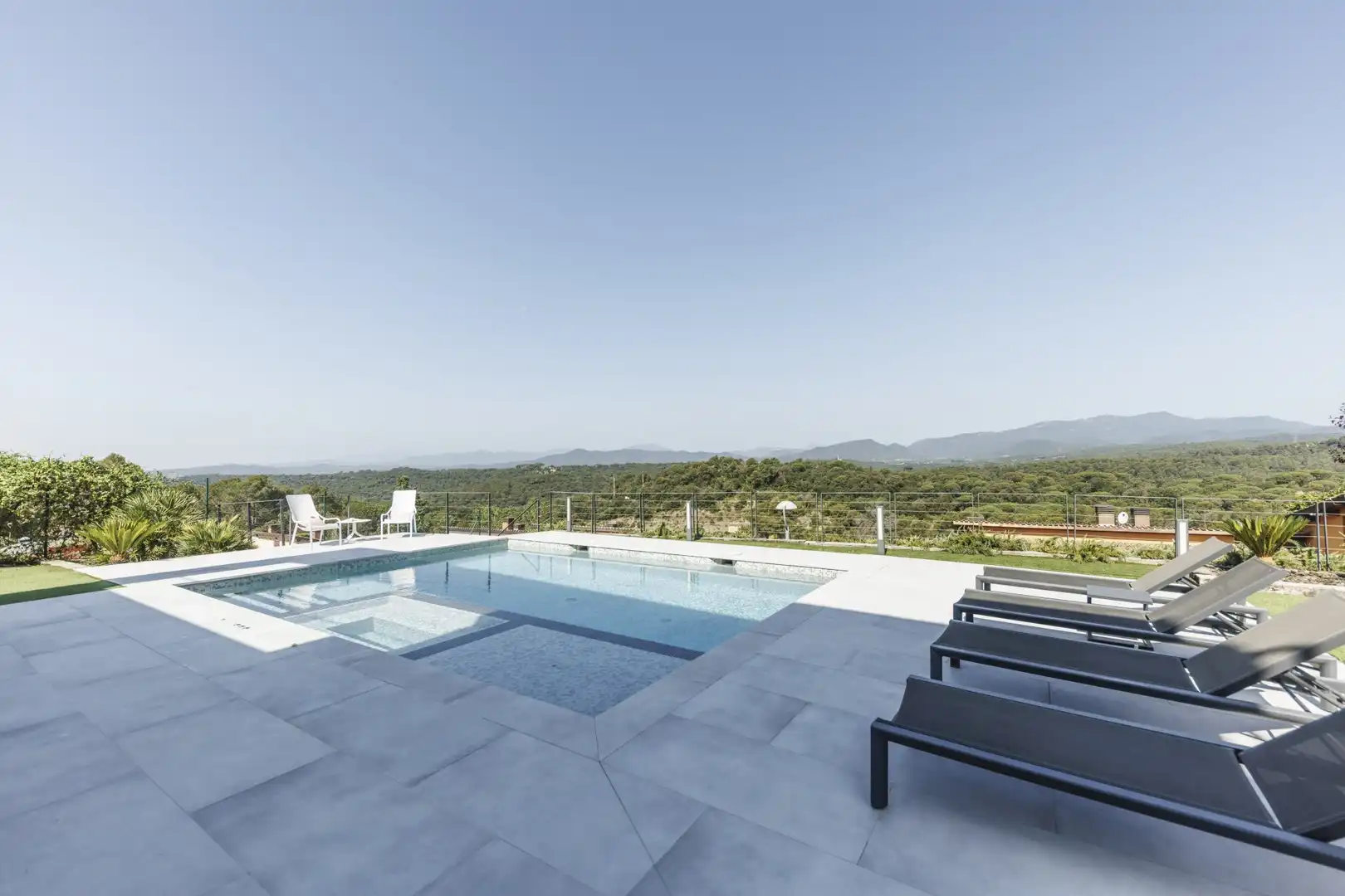 Swimming pool of Houses for sale in Sant Julià de Ramis  with Air Conditioner, Heating and Terrace