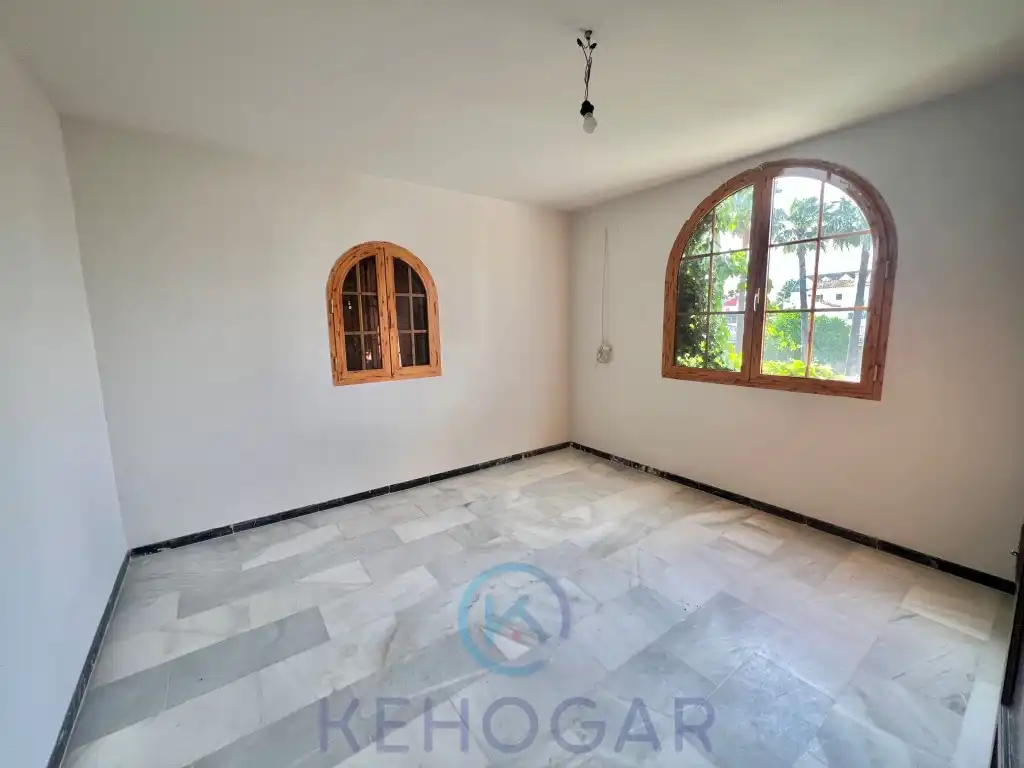 Casa o chalet en venta en Dos Hermanas con Piscina