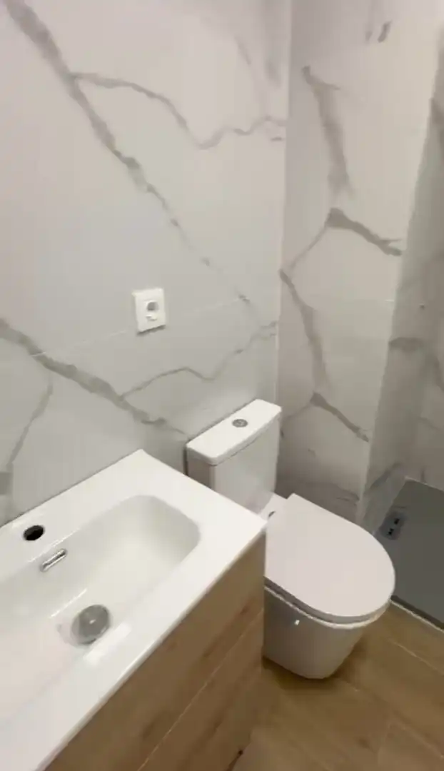 Baño de Piso en venta en Jaén con Aire acondicionado y Calefacción
