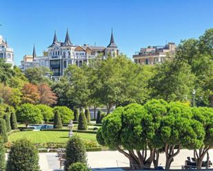 Jardí de Pis de lloguer en  Madrid Capital amb Calefacció