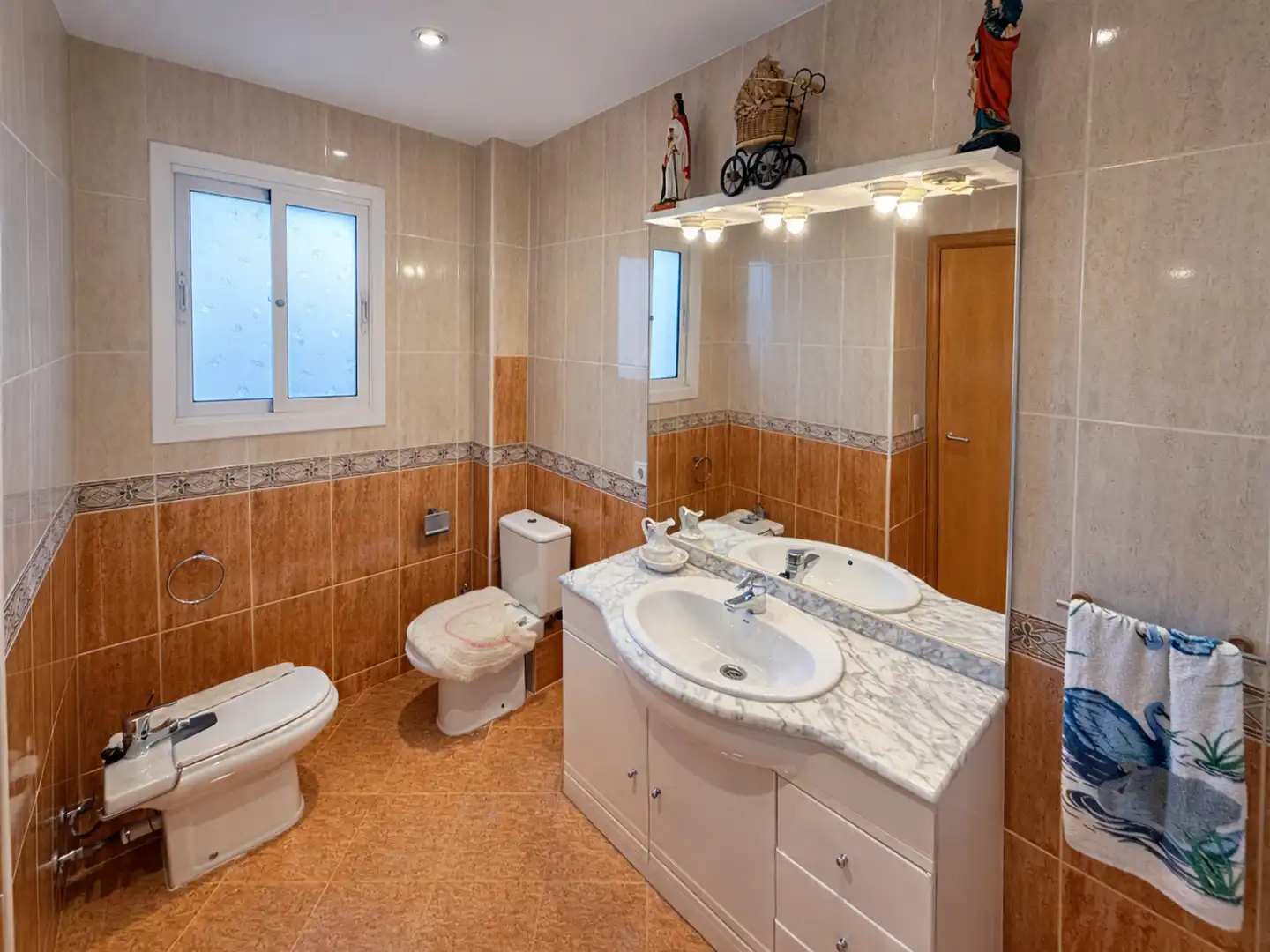 Casa aparellada amb terrassa en venda a Passatge Mare de Déu de Queralt, imagen 31