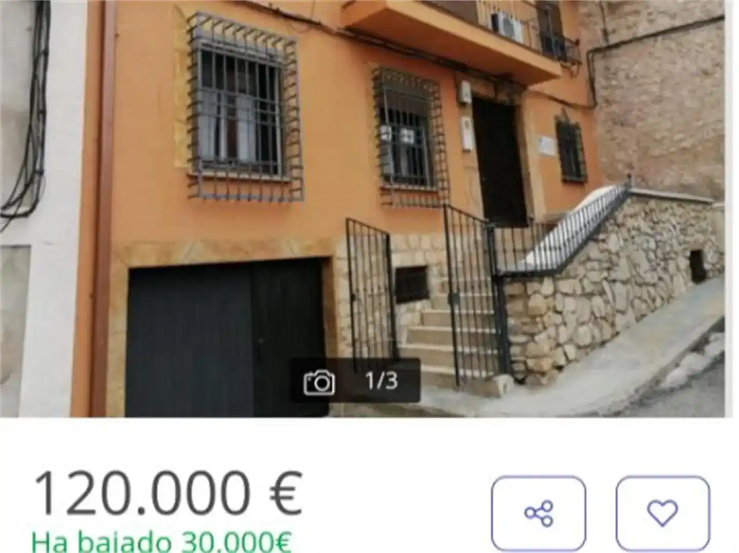 Vista exterior de Casa adosada en venda en Valverde de Júcar amb Balcó