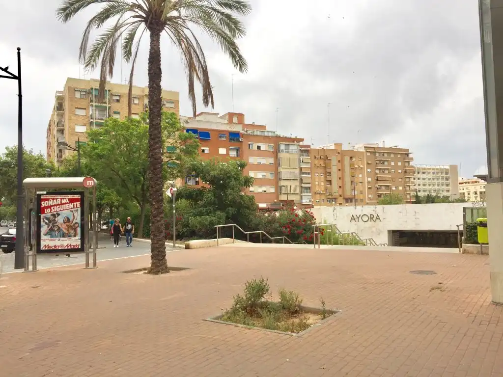 Vista exterior de Piso de alquiler en Valencia con Aire acondicionado, Calefacción y Trastero