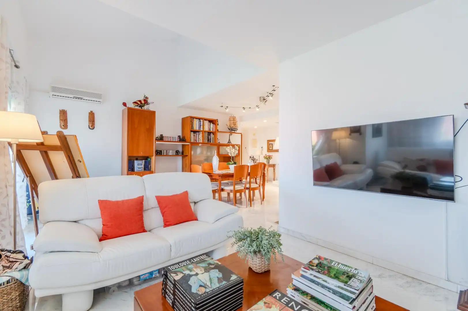 Living room of Duplexes for sale in Girona  with Heating and Balcony