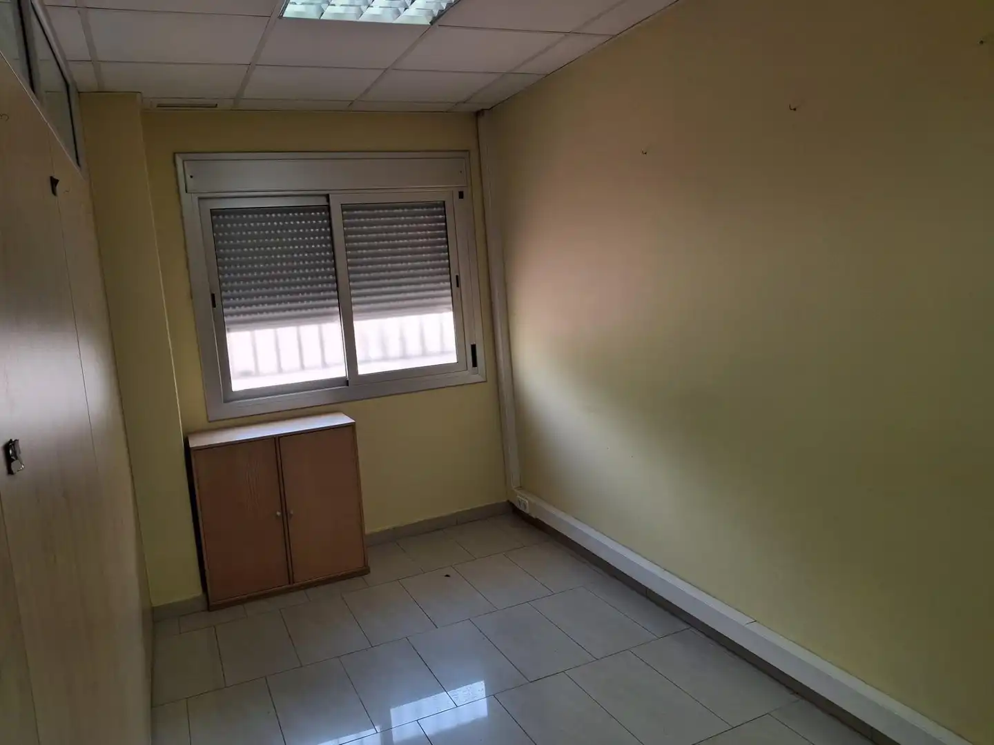 Habitación de Local de alquiler en Mataró con Aire acondicionado