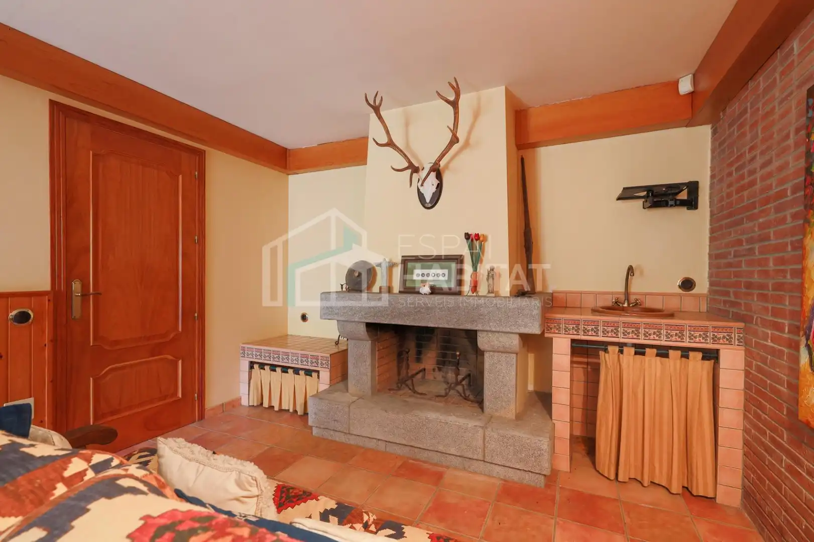 Sala d'estar de Casa o xalet en venda en Vilassar de Dalt amb Calefacció, Jardí privat i Terrassa