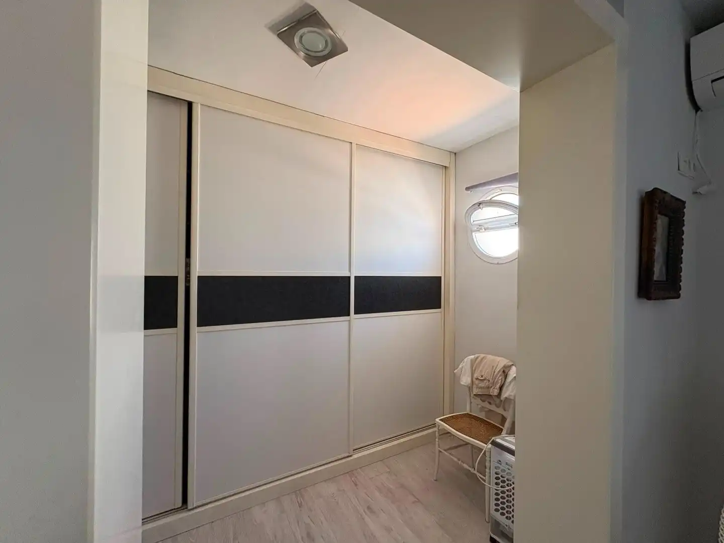 Habitación de Casa adosada en venta en Bollullos de la Mitación con Aire acondicionado y Trastero