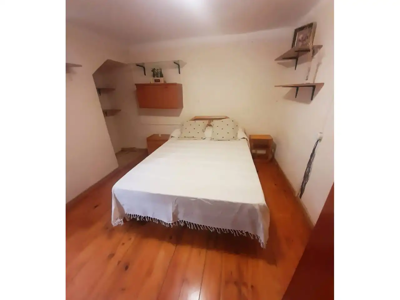 Habitación de Piso en venta en Vilanova i la Geltrú con Terraza y Amueblado
