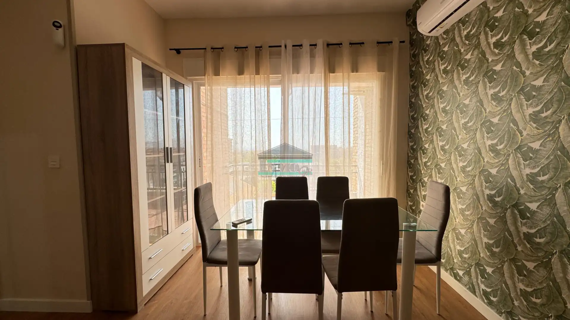 Dining room of Flat for rent in Granada  with Air Conditioner, Heating and Terrace