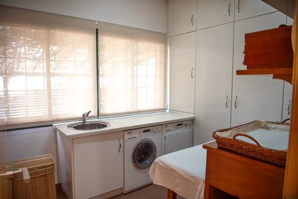 Habitación de Casa o chalet en venta en Bormujos con Aire acondicionado, Calefacción y Jardín privado
