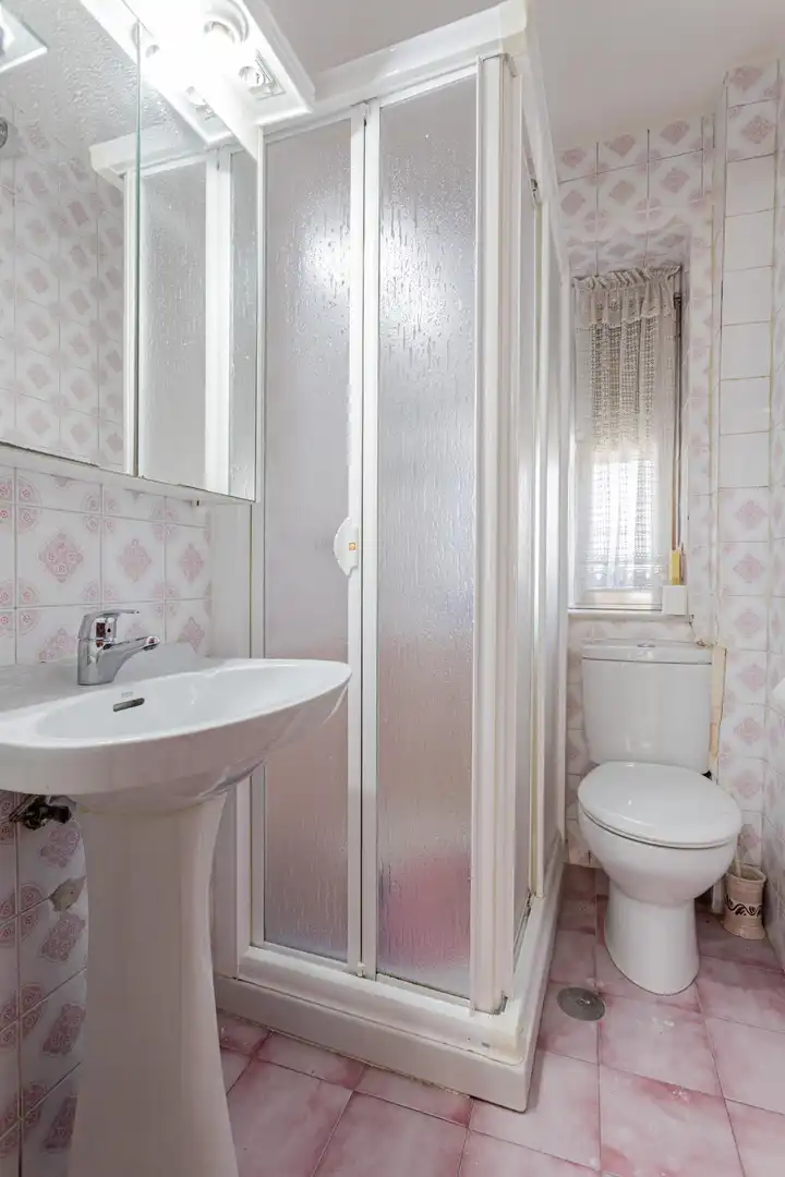 Baño de Piso en venta en Madrid con Calefacción