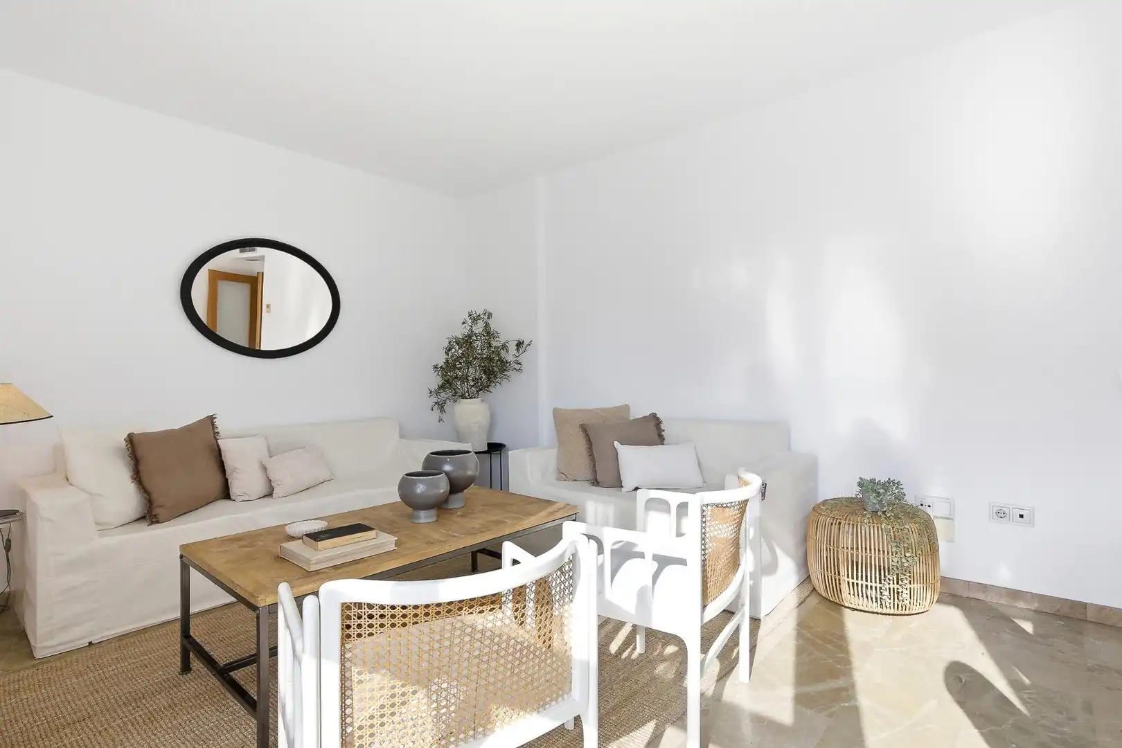 Sala d'estar de Pis en venda en Castellón de la Plana / Castelló de la Plana amb Aire condicionat, Jardí privat i Balcó