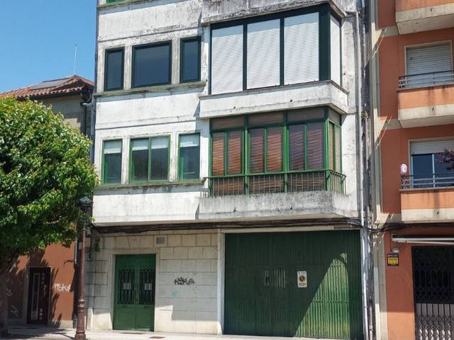 Local comercial en Venta en Avenida da Mariña, 112 en Vilagarcía