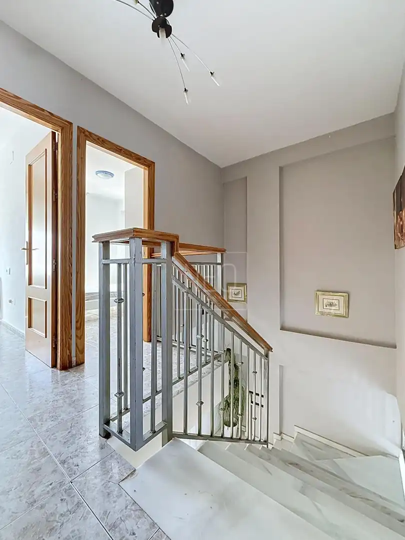 Casa adosada en venda en Las Gabias amb Aire condicionat