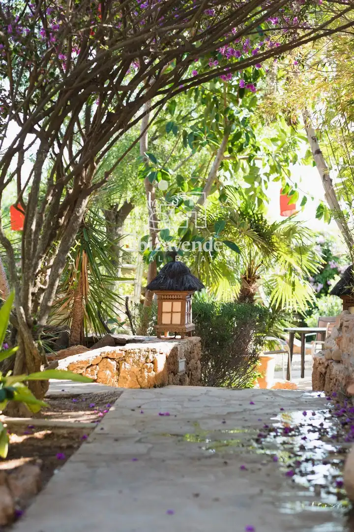 Houses for sale in Santa Eulària des Riu  with Air Conditioner, Private garden and Terrace