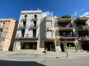 Local comercial de lloguer a Calle RAVAL